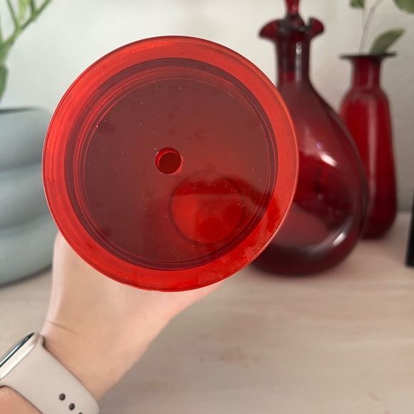 Red gradient stainless steel Starbucks tumbler 24 oz lightly used - Picture 5 of 5